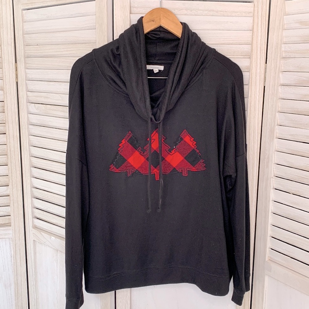 Pullover sweater